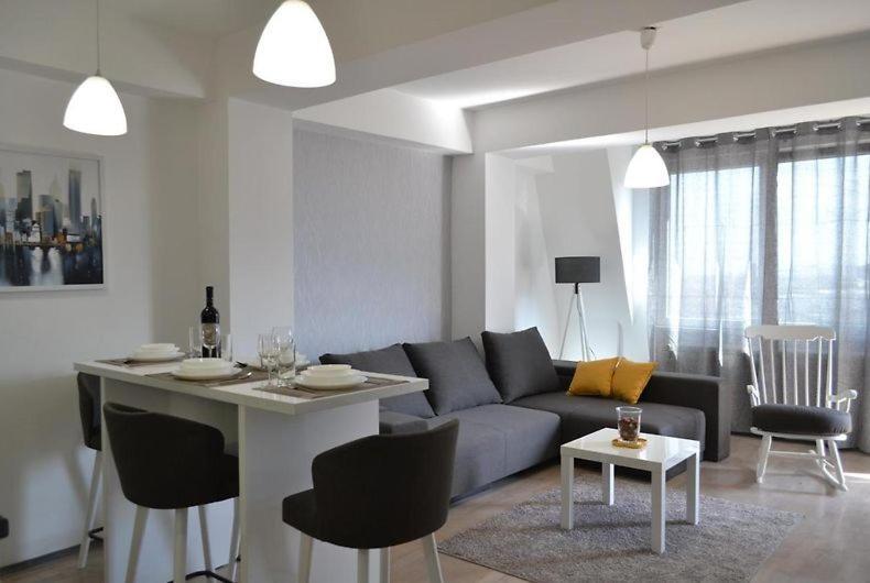 Serenity Apartments Скопие Екстериор снимка
