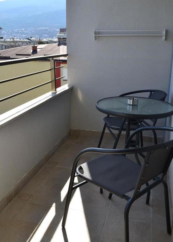 Serenity Apartments Скопие Екстериор снимка